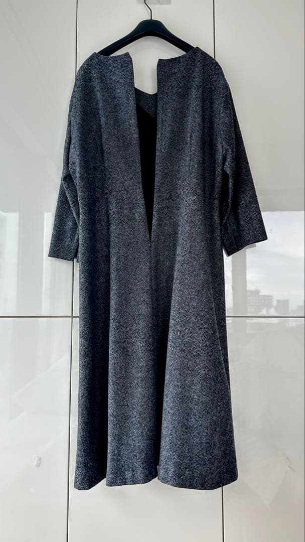 【新品★タグ付き】アンタイトル　ロングワンピース 44