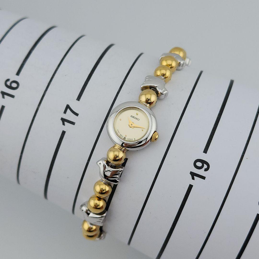 【希少品　新品電池】 SEIKO　レディース腕時計　ゴールド　シルバー