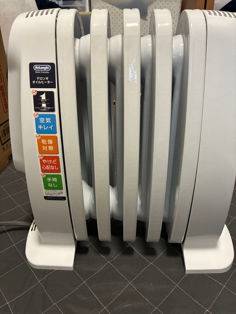 DeLonghi NJM0505 オイルヒーター
