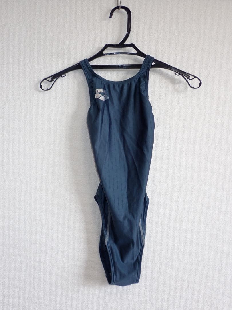 【未使用】アリーナレディース水着S