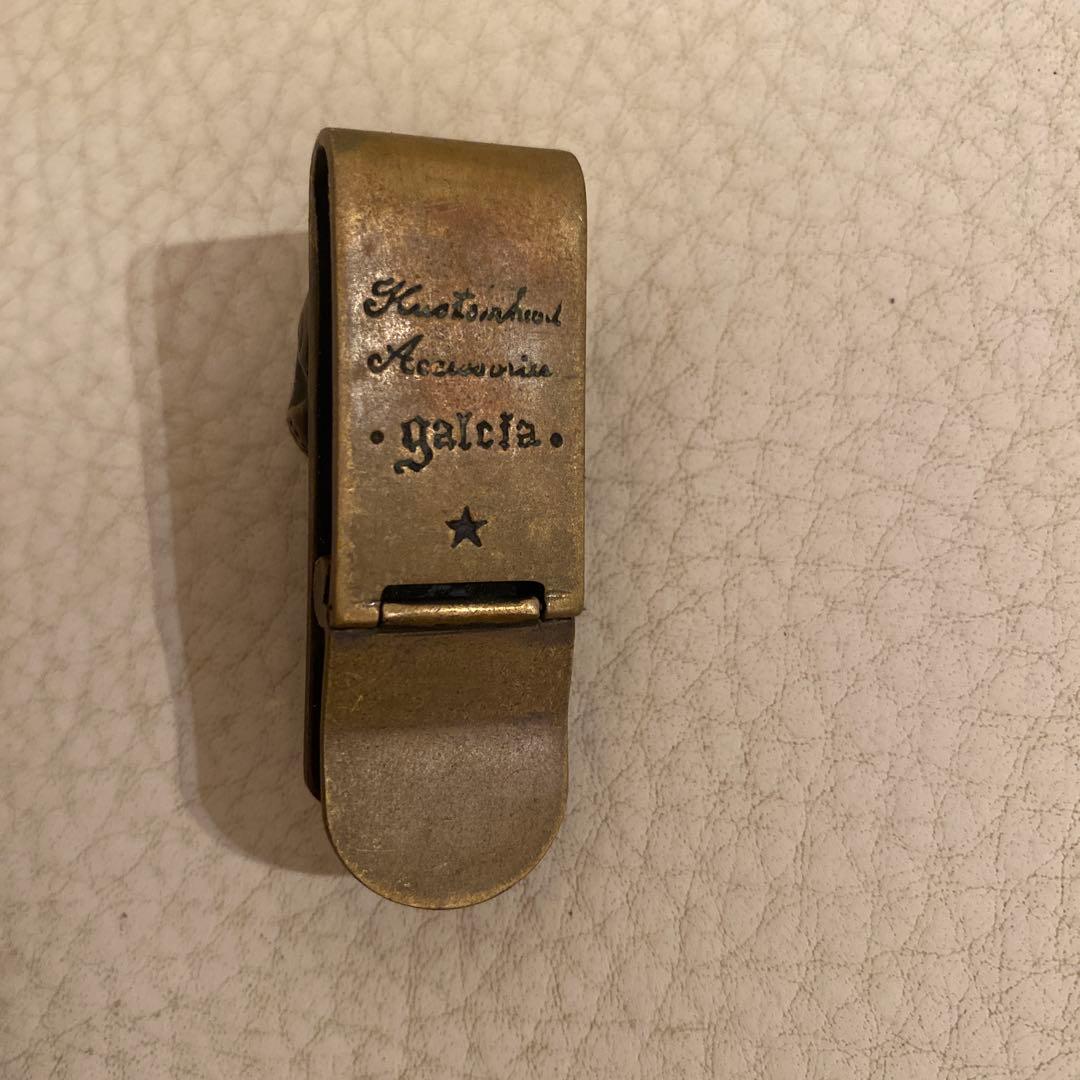 ガルシア　garcia マネークリップ stop light クリームソーダ