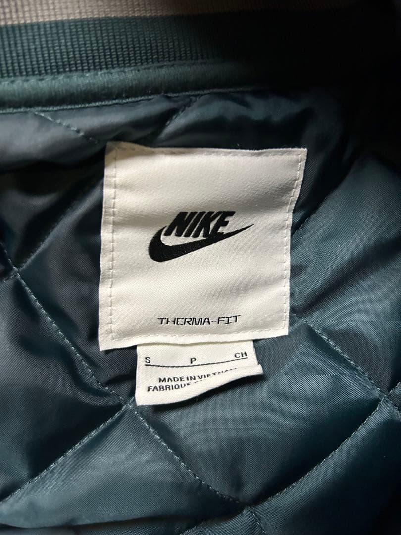 美品NIKE ナイキ　ダグアウト　サテン　ジャケット　カーキ