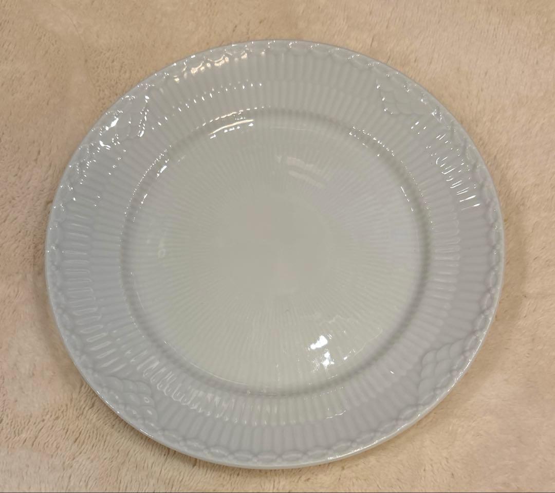 ロイヤルコペンハーゲンホワイトフルーテッド ハーフレース プレート19cm 4枚