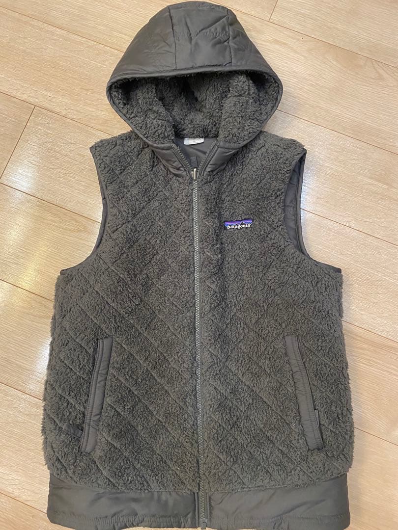 ほぼ未使用　パタゴニア　ベスト　リバーシブル