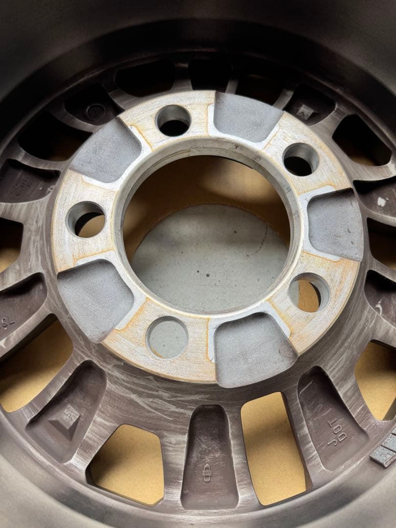 再再販　ランクル　ランクル70 純正ホイール　GDJ76W 1本　16インチ