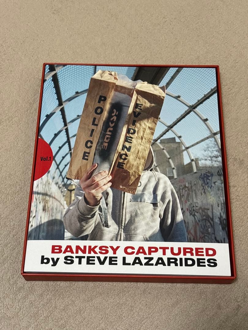 アート・デザイン・音楽 BANKSY CAPTURED by STEVE LAZARIDES