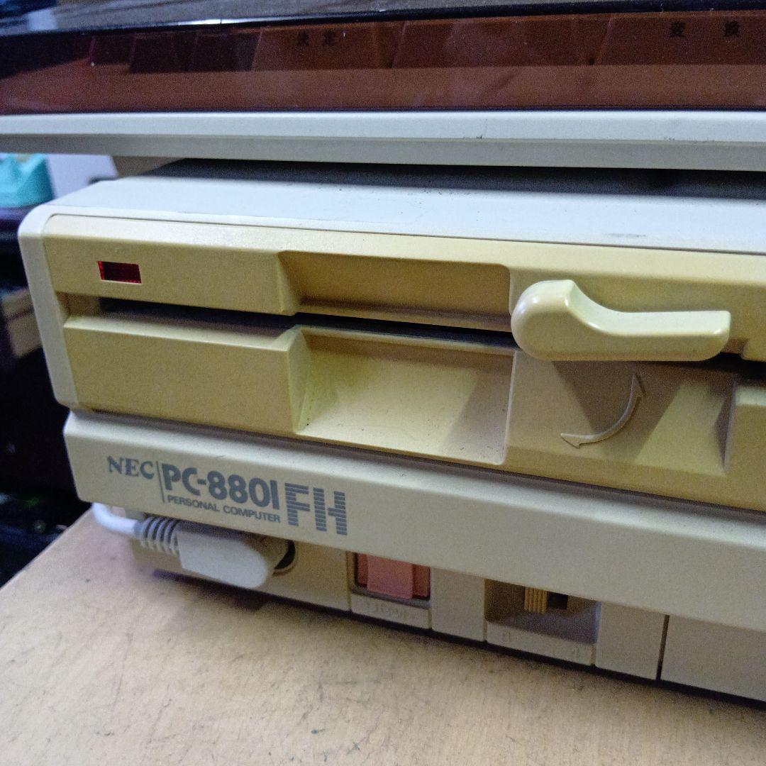 ジャンク品 NEC PC-8801FH デスクトップPC本体…キーボード