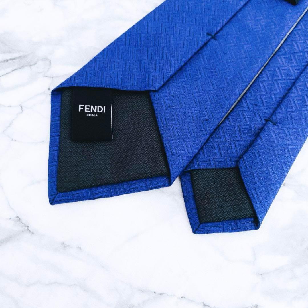 ✨未使用タグ付き✨フェンディ　ズッカ柄　ズッキーニ　マリンブルー　ネクタイ