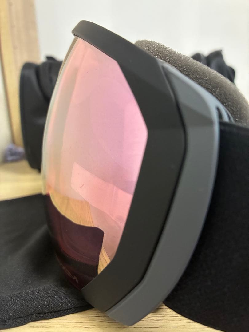 新品未使用オークリーゴーグル収納バッグ付き