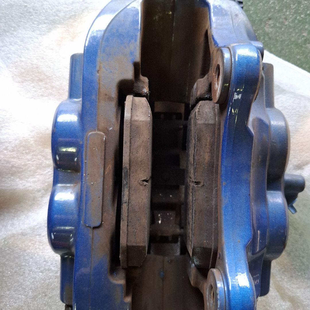  M135 純正ブレーキキャリパー前後パッド付き 青