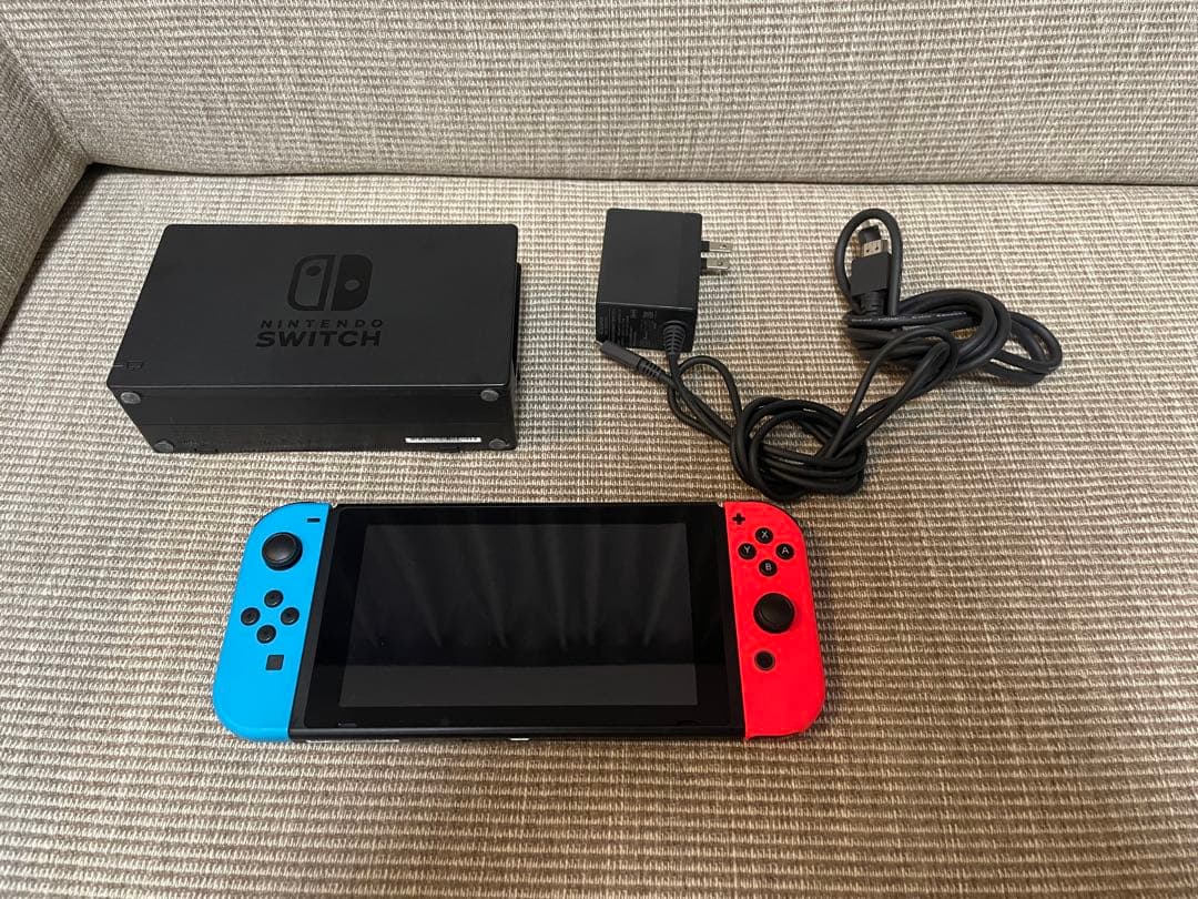 Nintendo Switch 本体 赤/青 箱無し