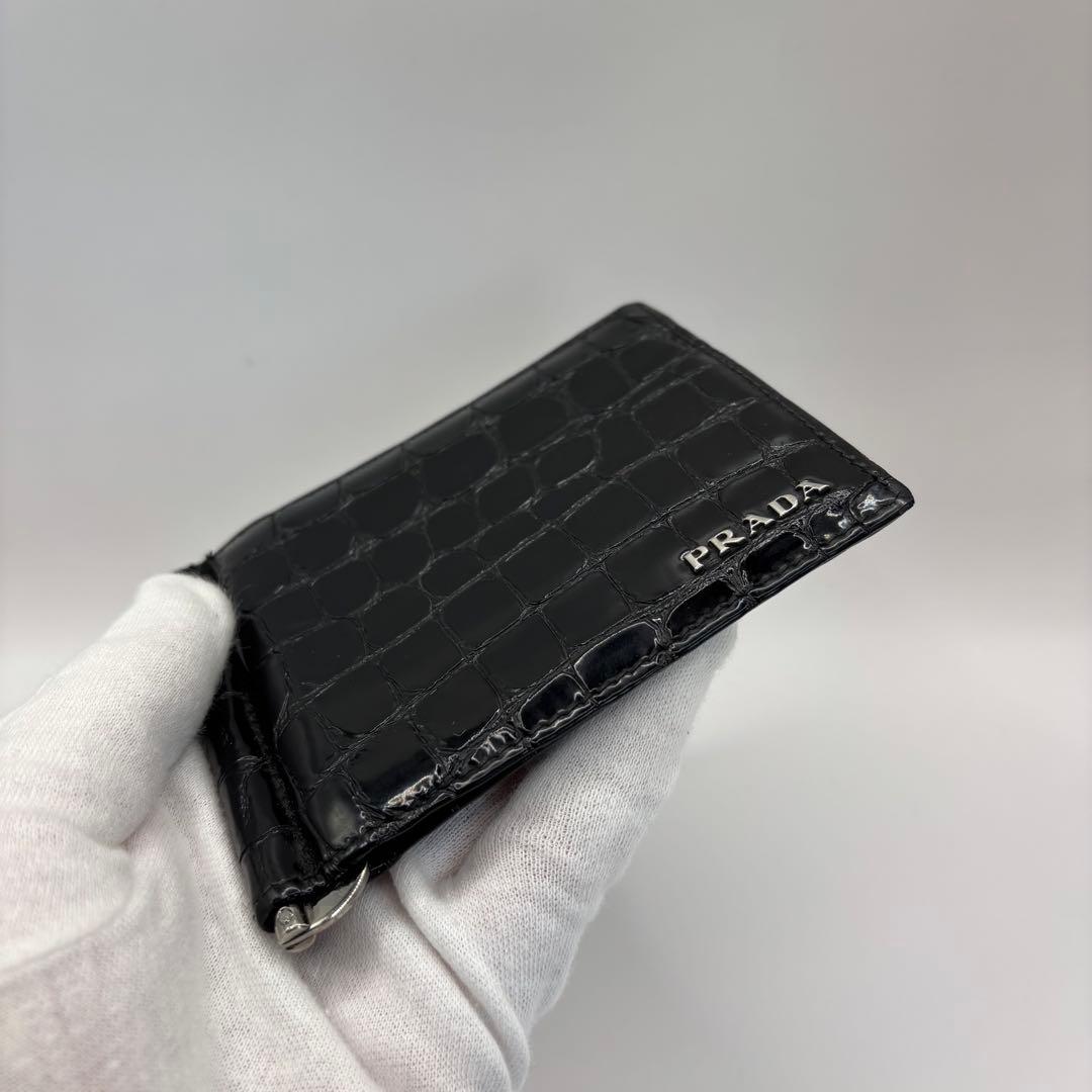 希少品/付属品　PRADA 二つ折り財布　マネークリップ　クロコ　エナメル　黒色