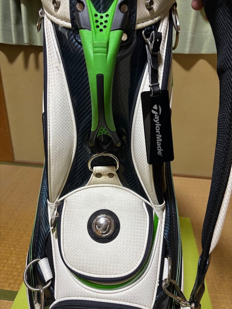 テーラーメイド　ツアーモデルキャディバック