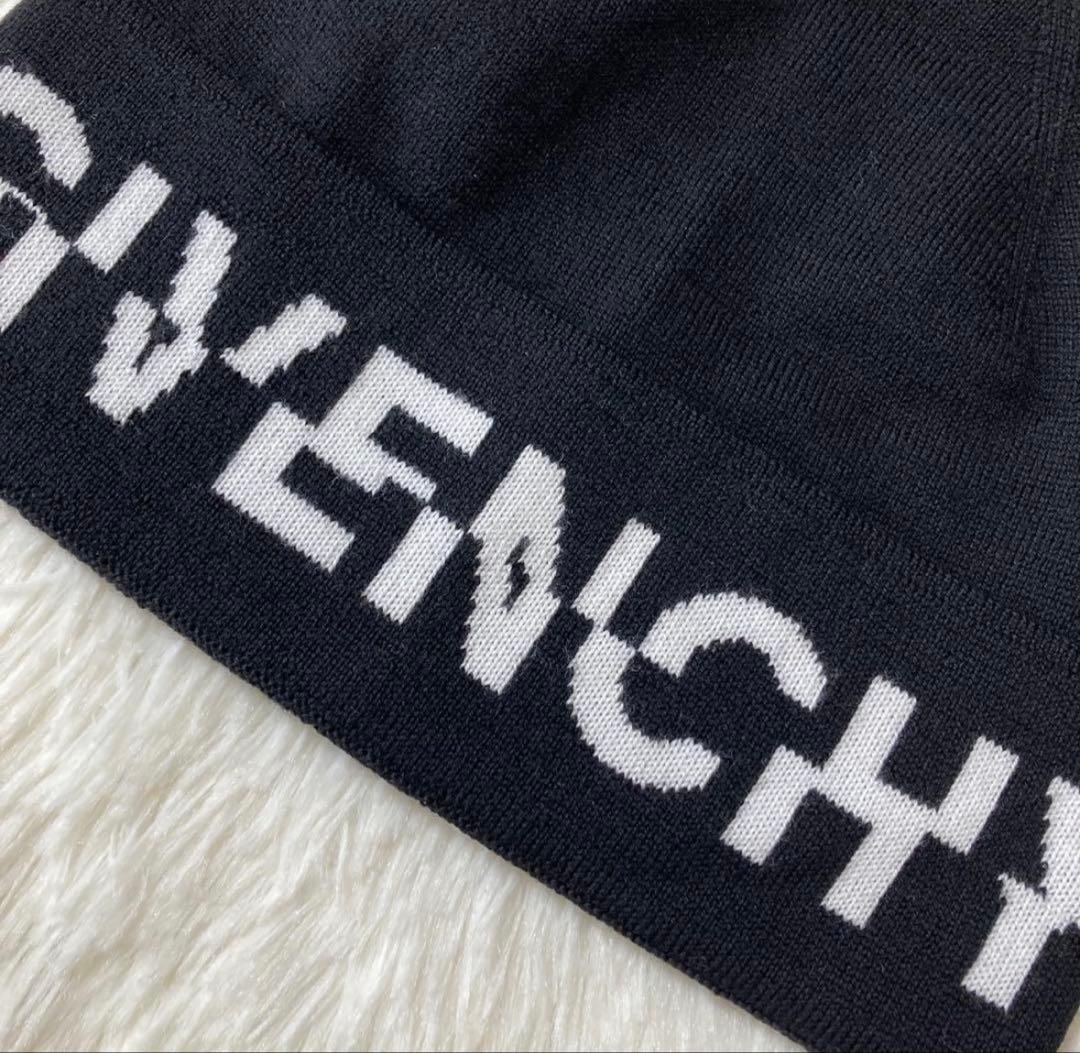 GIVENCHY ブラック ビーニー