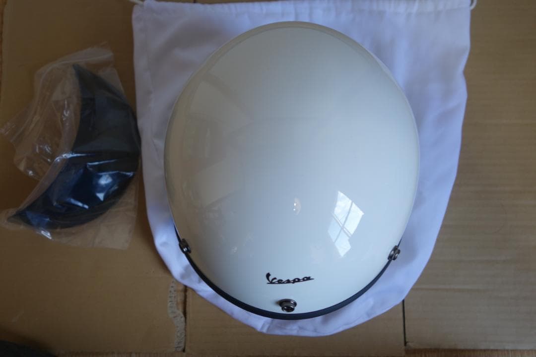 ベスパ　純正　ヘルメット　イノチェンツァホワイト　L　美品