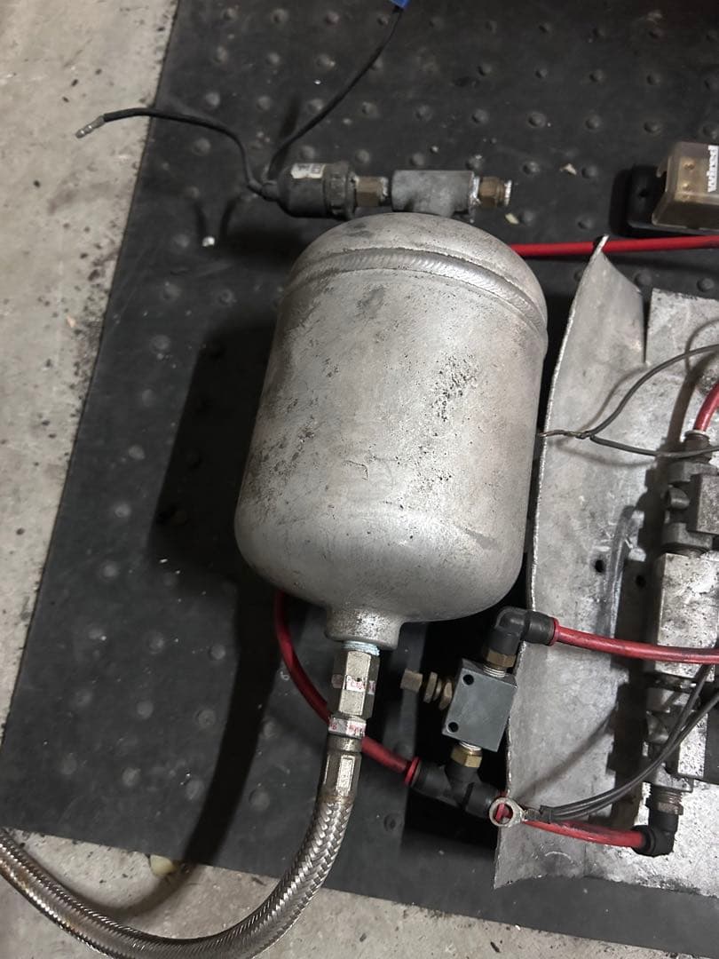 マジェスティ　エアサス　ローダウン