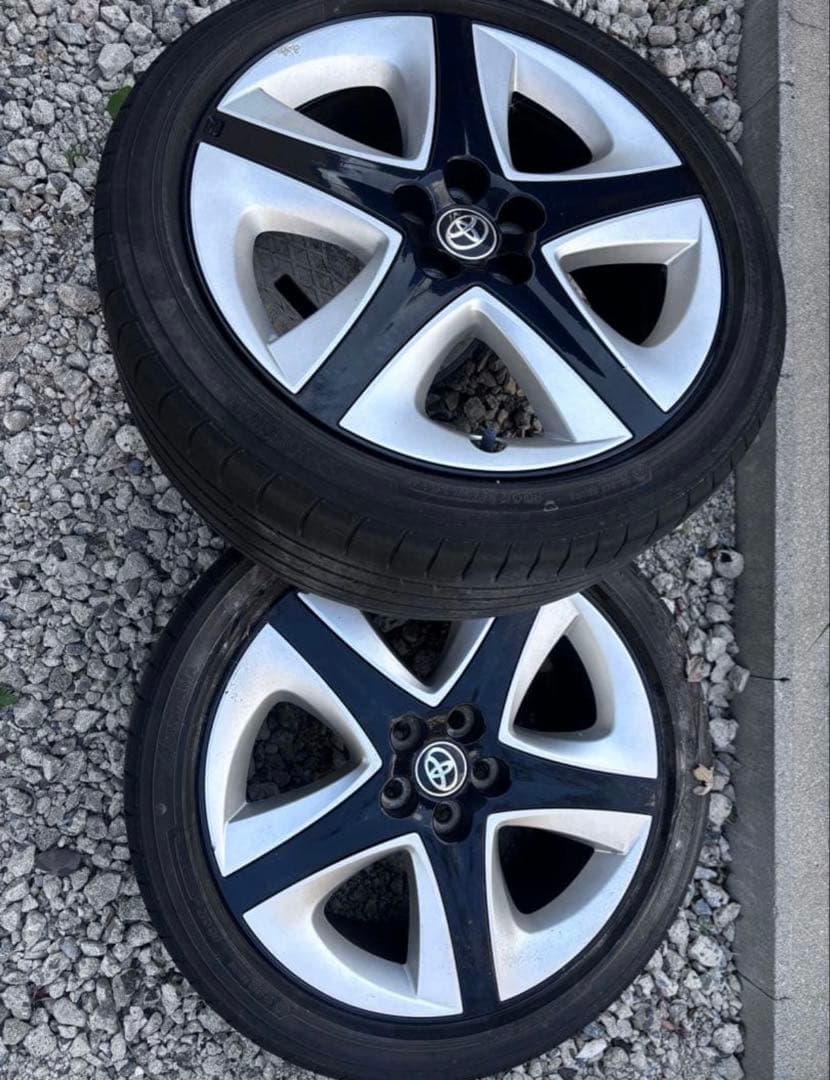 k*様 トヨタ50プリウス 17インチ 純正ホイール 2本