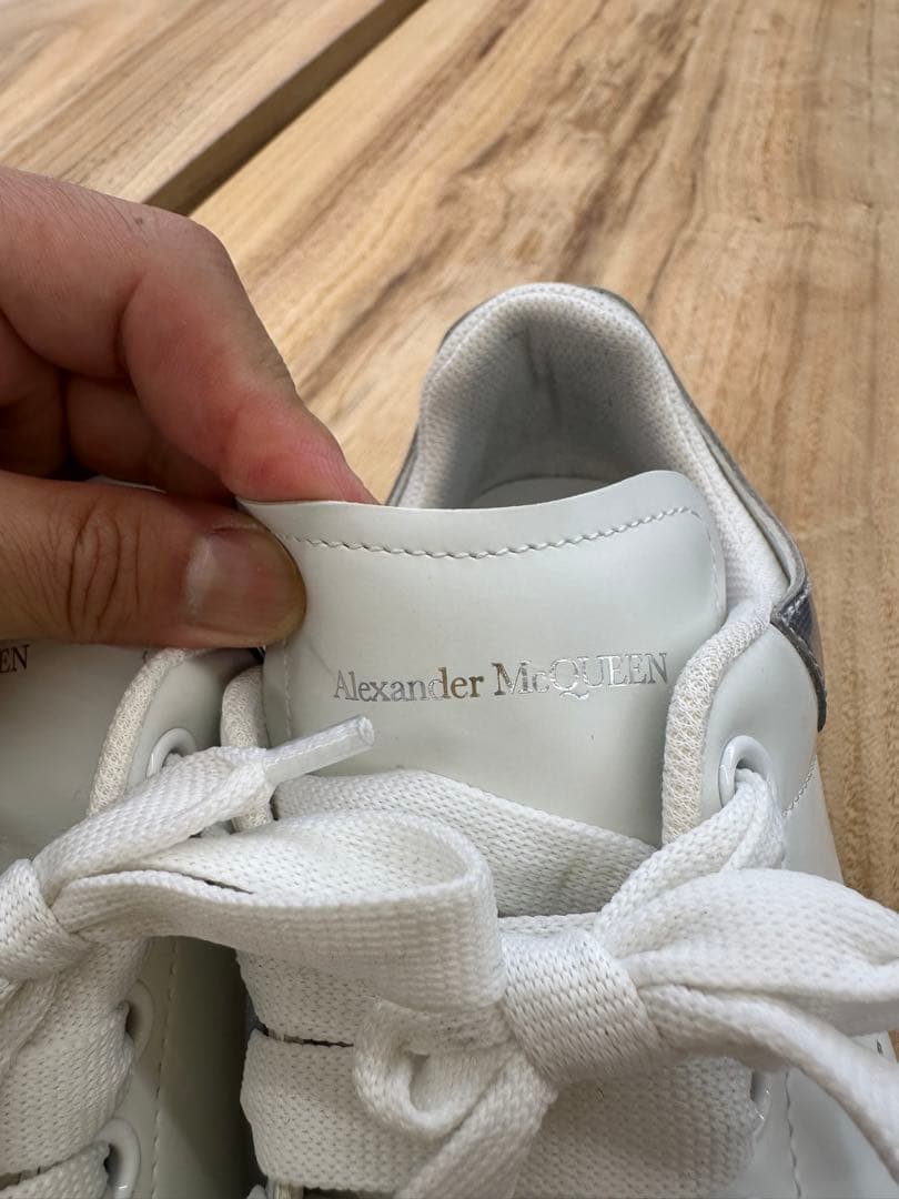 Alexander McQueen ホワイトスニーカー