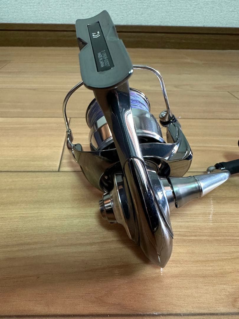 ダイワ　EXIST LT4000-XH スピニングリール