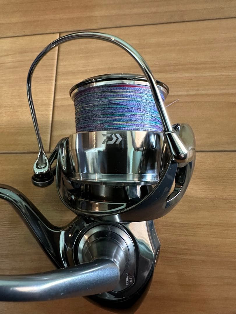 ダイワ　EXIST LT4000-XH スピニングリール