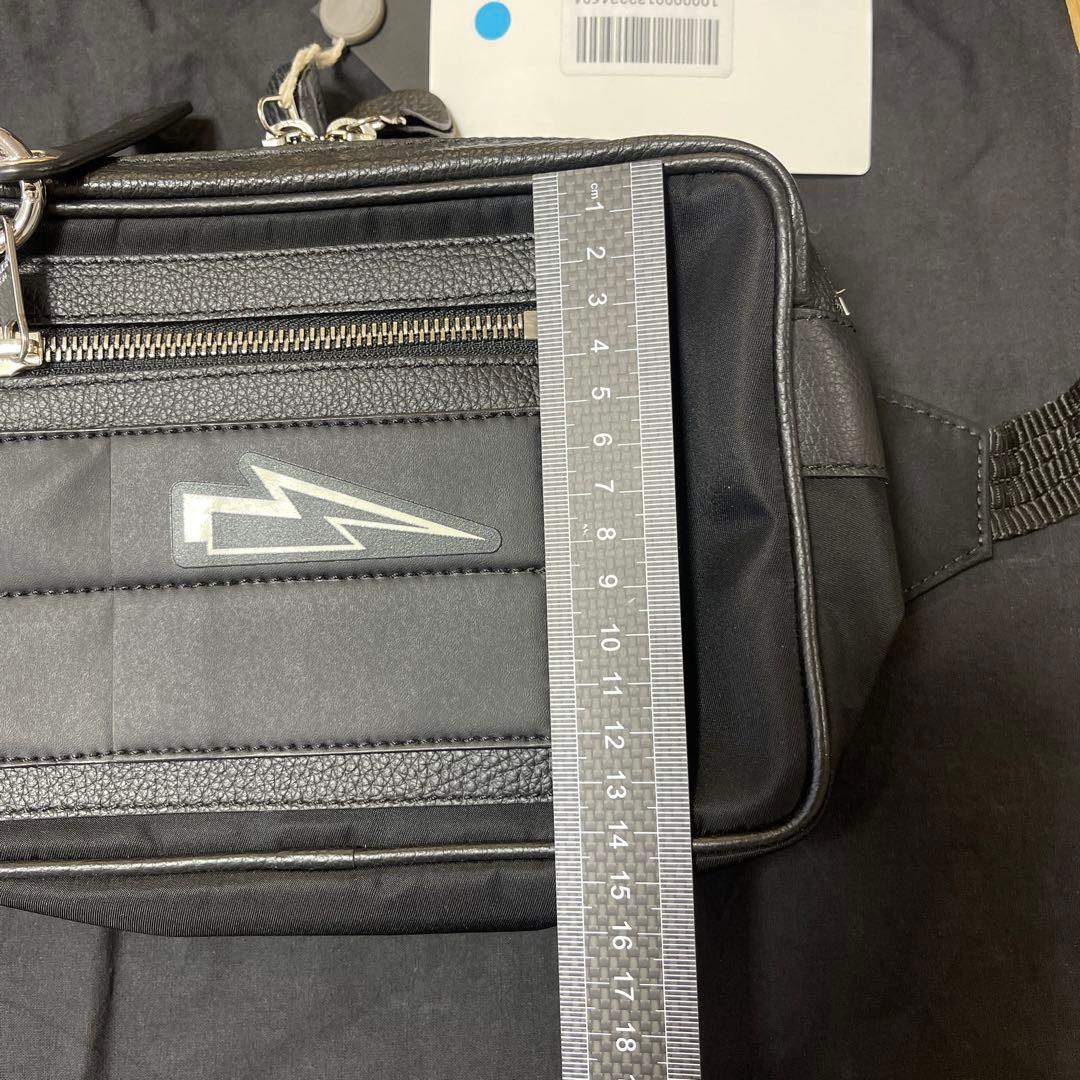 NEIL BARRETTニールバレット　ボディバッグ　ウエストポーチ