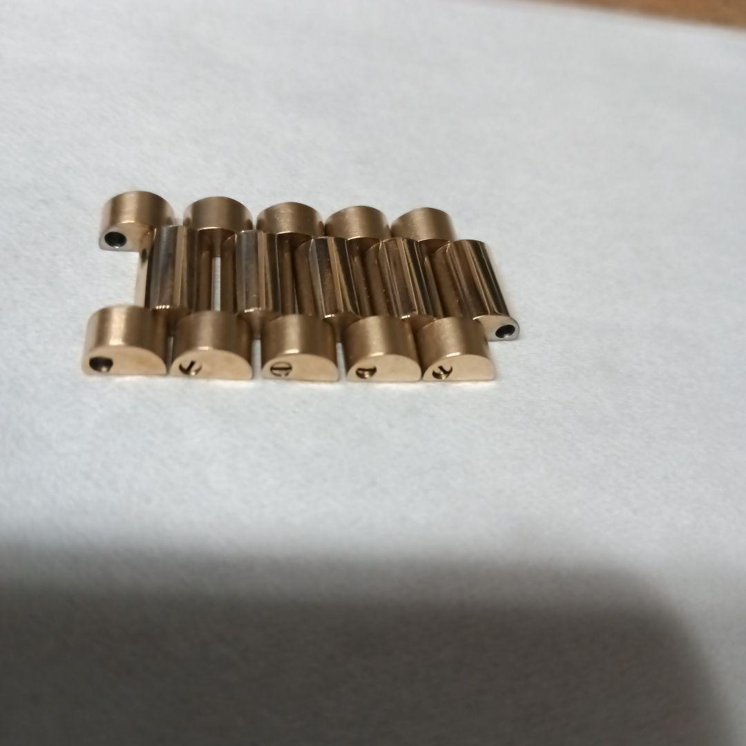 わ*め様 腕時計ベルトコマ