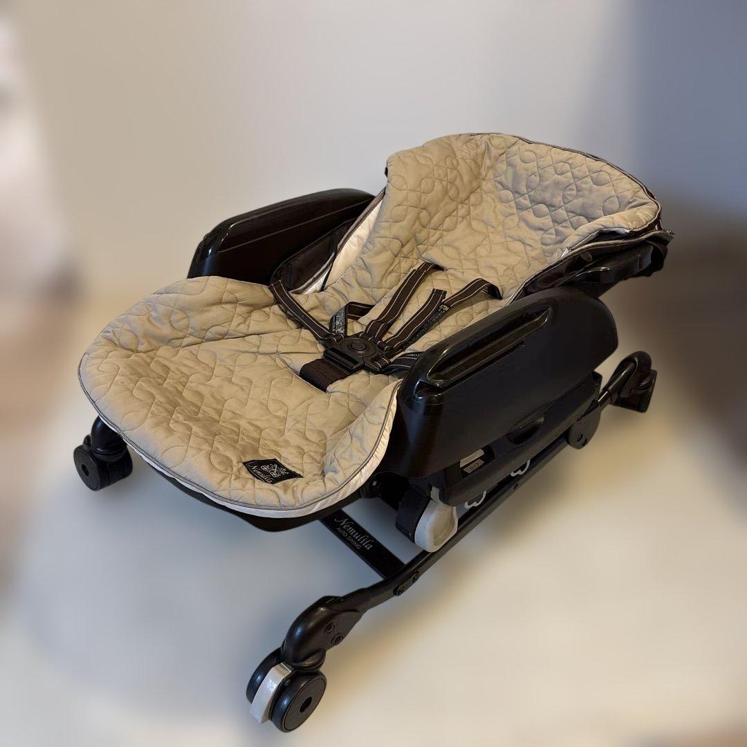 Combi コンビ ネムリラ オートスウィング 電動ハイローチェア