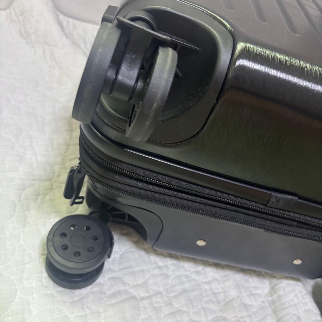 【非売品 美品】ティンバーランド キャリー アルミ ブラック　4輪　ＴＳＡロック