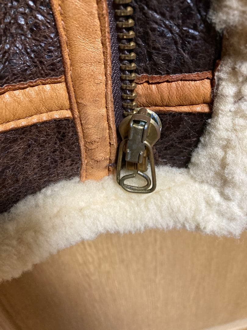 T*I様 SCHOTTショットのムートンジャケット　アメリカ製　サイズ36