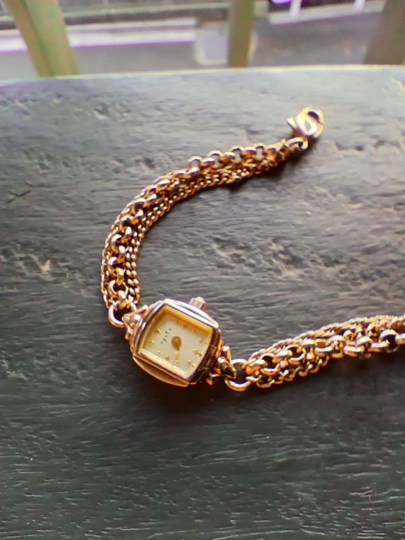 agete アガット　ジュエリーウォッチ　腕時計　ブレスレット