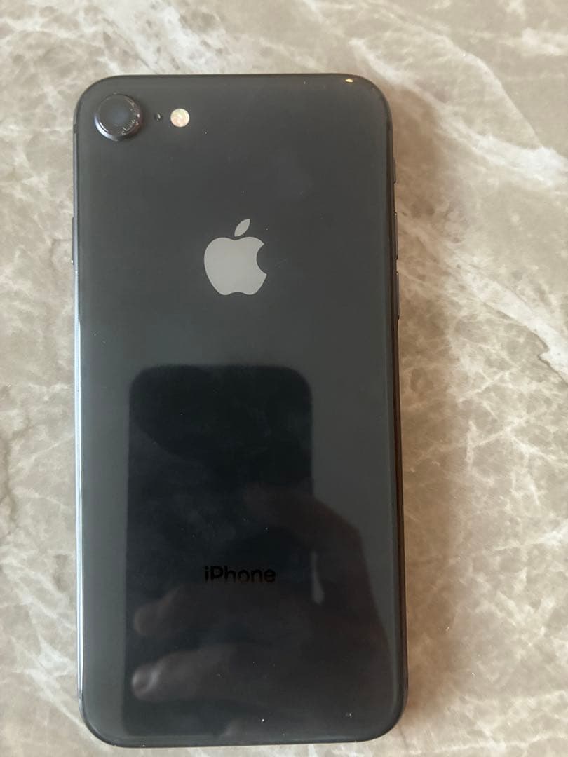 iPhone 8 64GB スペースグレイ SIMフリー 本体 初期化済み