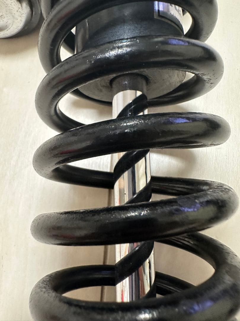 カワサキ　ゼファー1100純正リアサスペンション左右セット