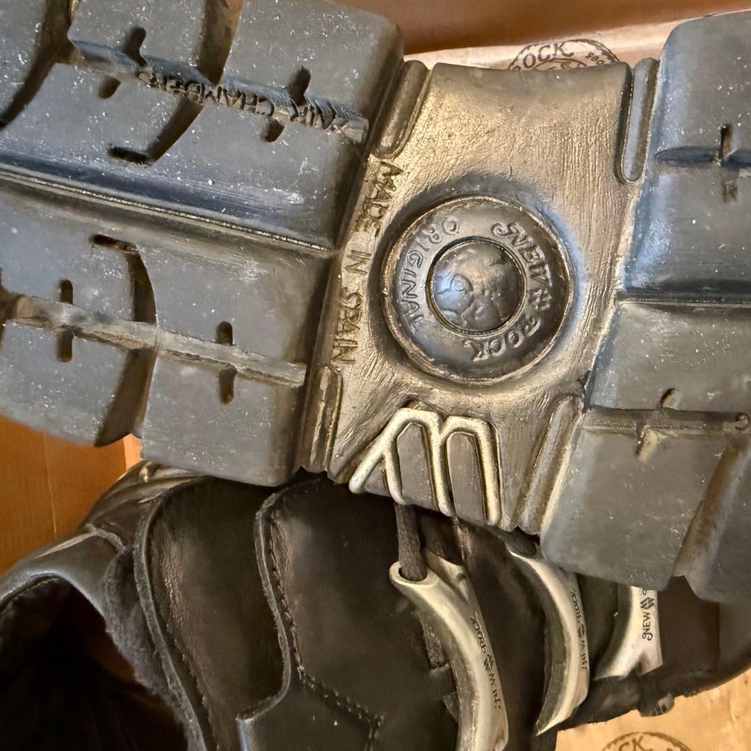 New Rock サイズ37