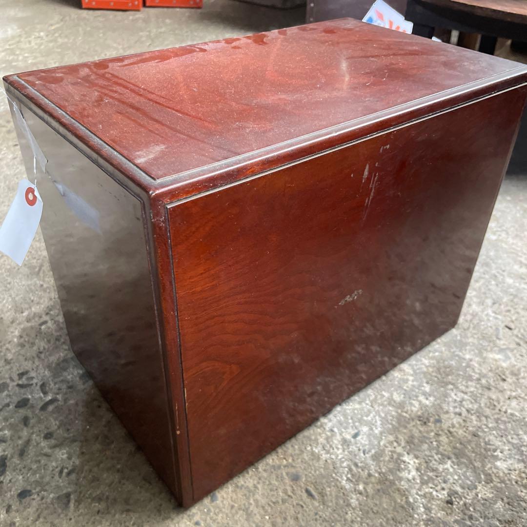 薬屋さんで使っていた道具箱　古道具　小引き出し