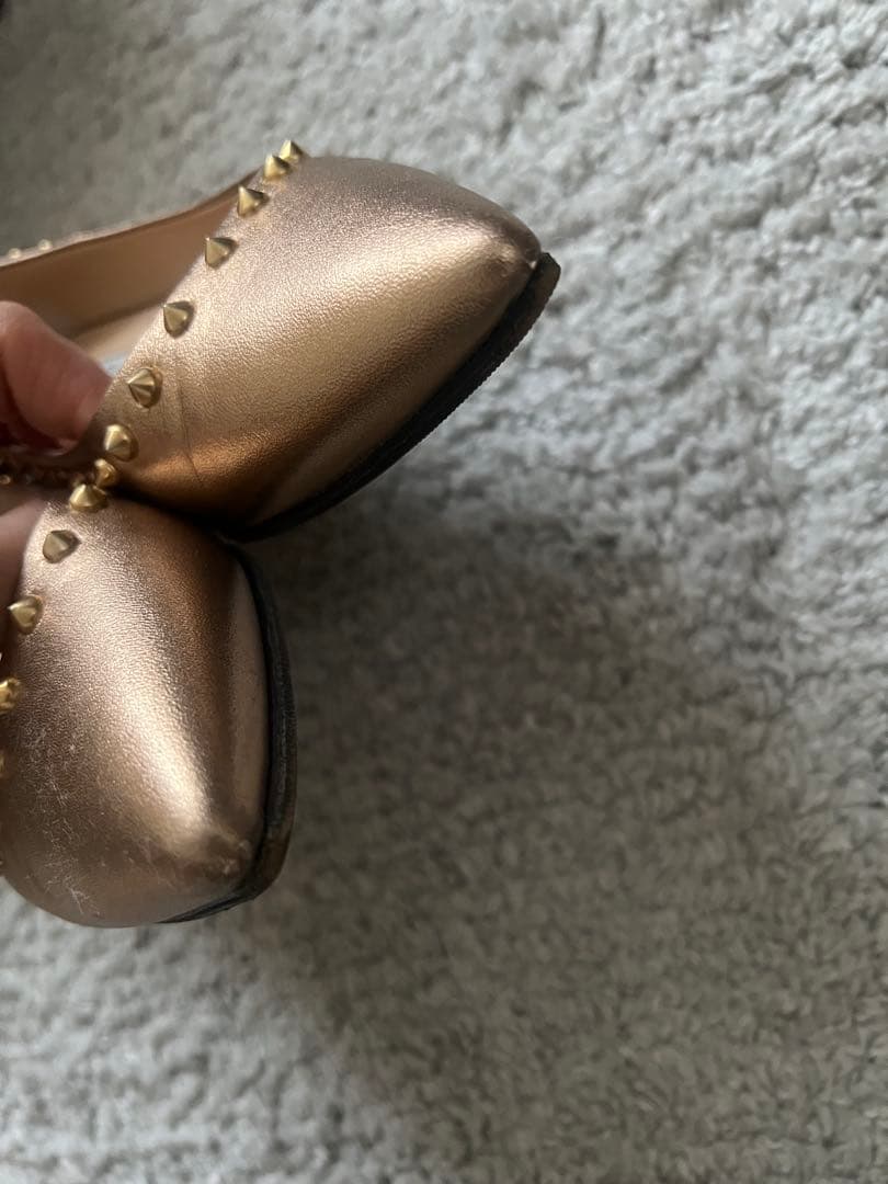 PELLICO スタッズ付きゴールドフラットシューズ　35ハーフ　22.5