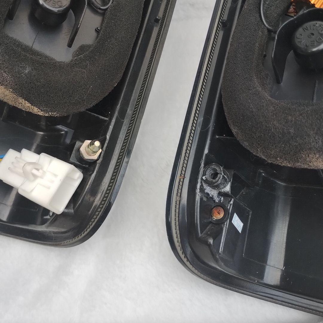 ※訳あり値下げ品　VLAND 200系 ハイエース テールランプ シーケンシャル