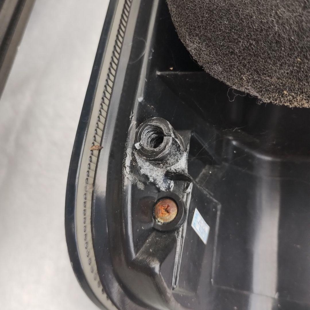 ※訳あり値下げ品　VLAND 200系 ハイエース テールランプ シーケンシャル