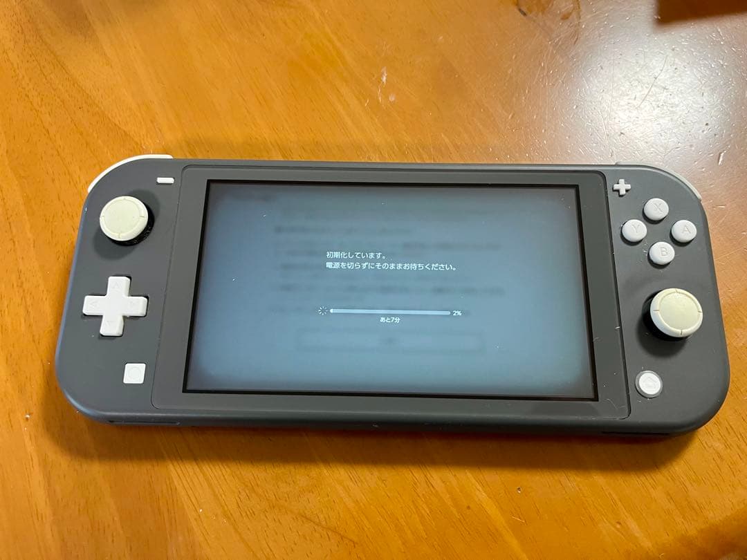 任天堂Switchライト本体