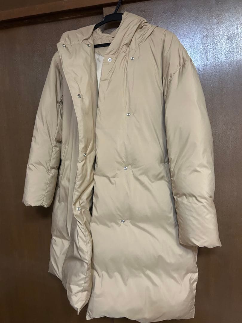 アーバンリサーチ　フード付きロングダウンコート