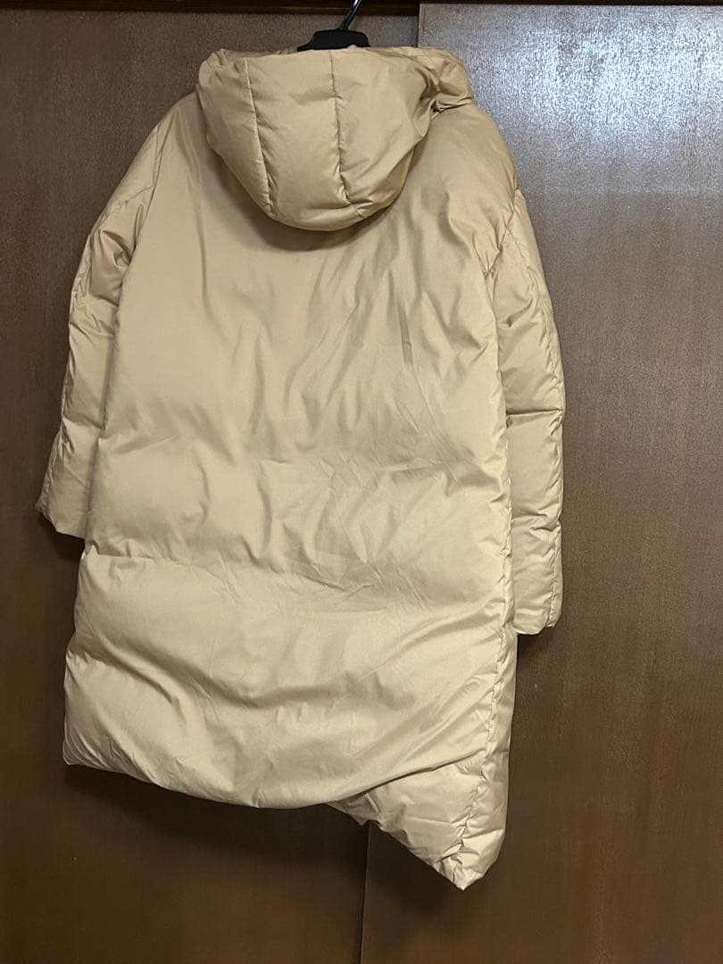 アーバンリサーチ　フード付きロングダウンコート