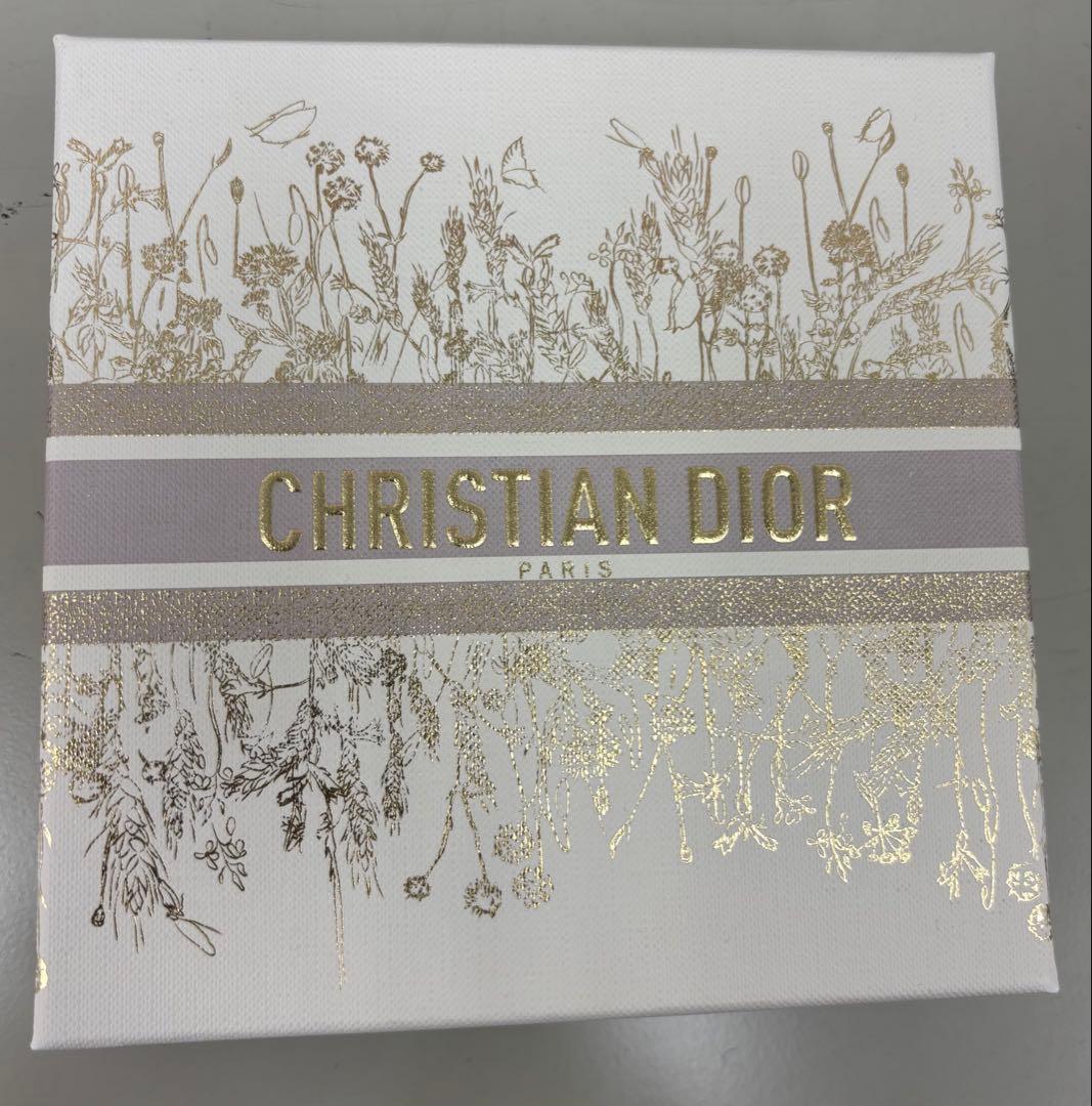 Miss Dior Eau de Parfum & ボディミルク セット