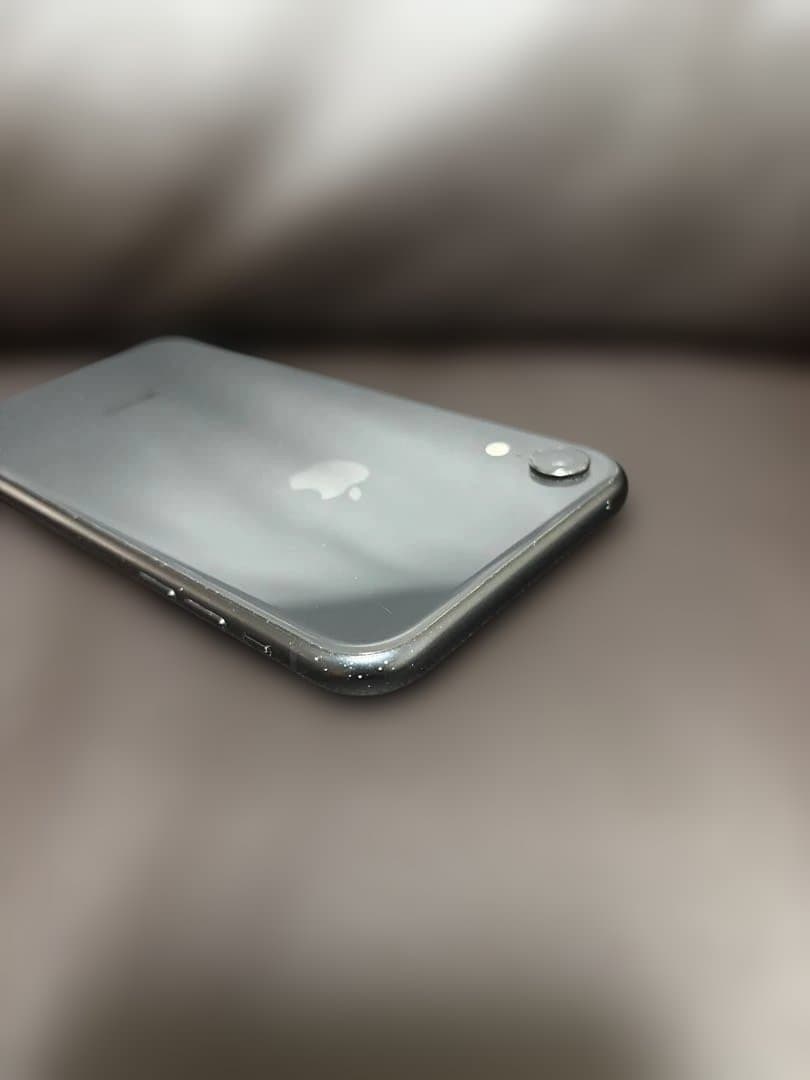 iPhone XR 64GB ブラック Apple