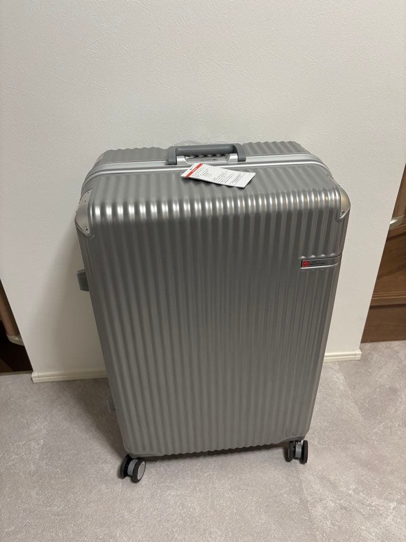 【新品未使用】スイスミリタリー SM-I828 28in スーツケース 105L