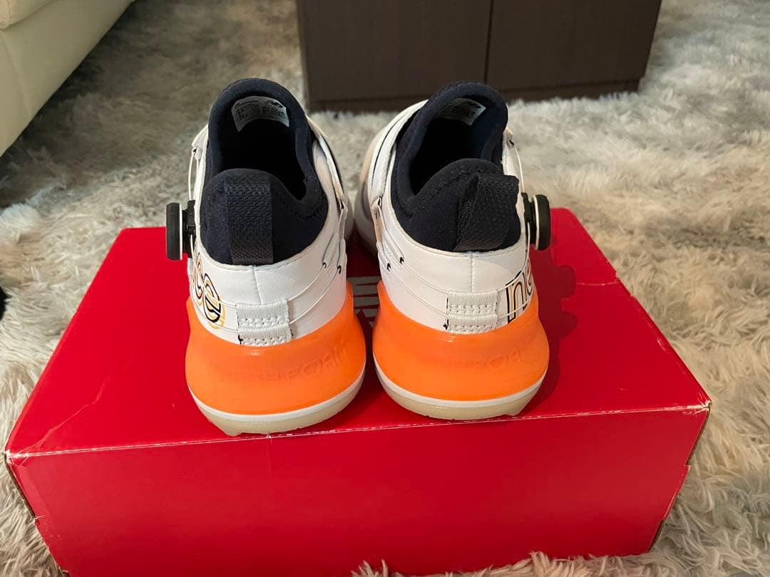 New Balance BOA ゴルフシューズ ホワイト/オレンジ