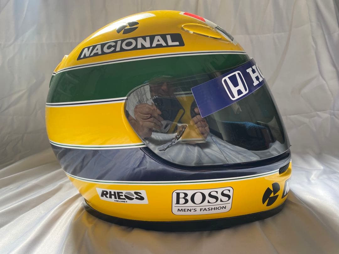 週末限定値引きショウエイ アイルトンセナ レプリカヘルメット