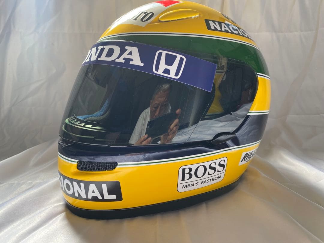 週末限定値引きショウエイ アイルトンセナ レプリカヘルメット