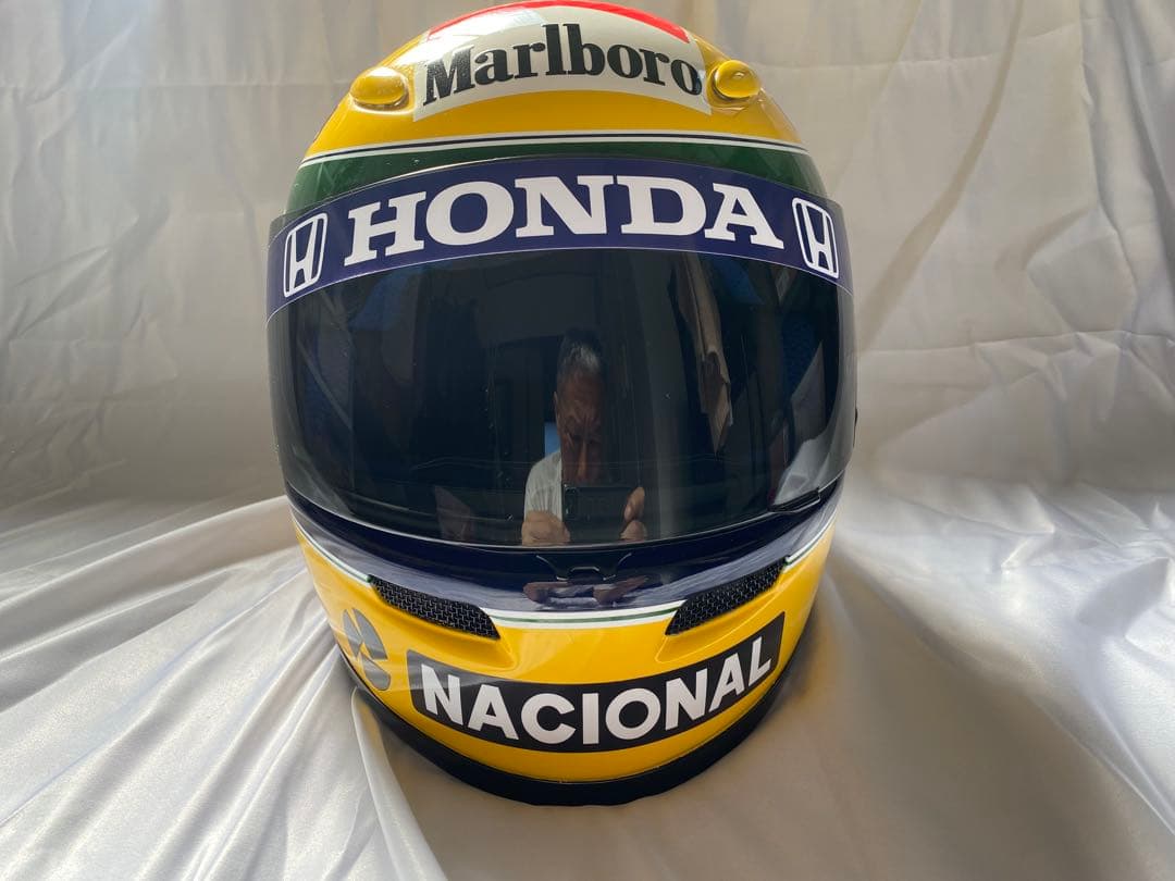 週末限定値引きショウエイ アイルトンセナ レプリカヘルメット