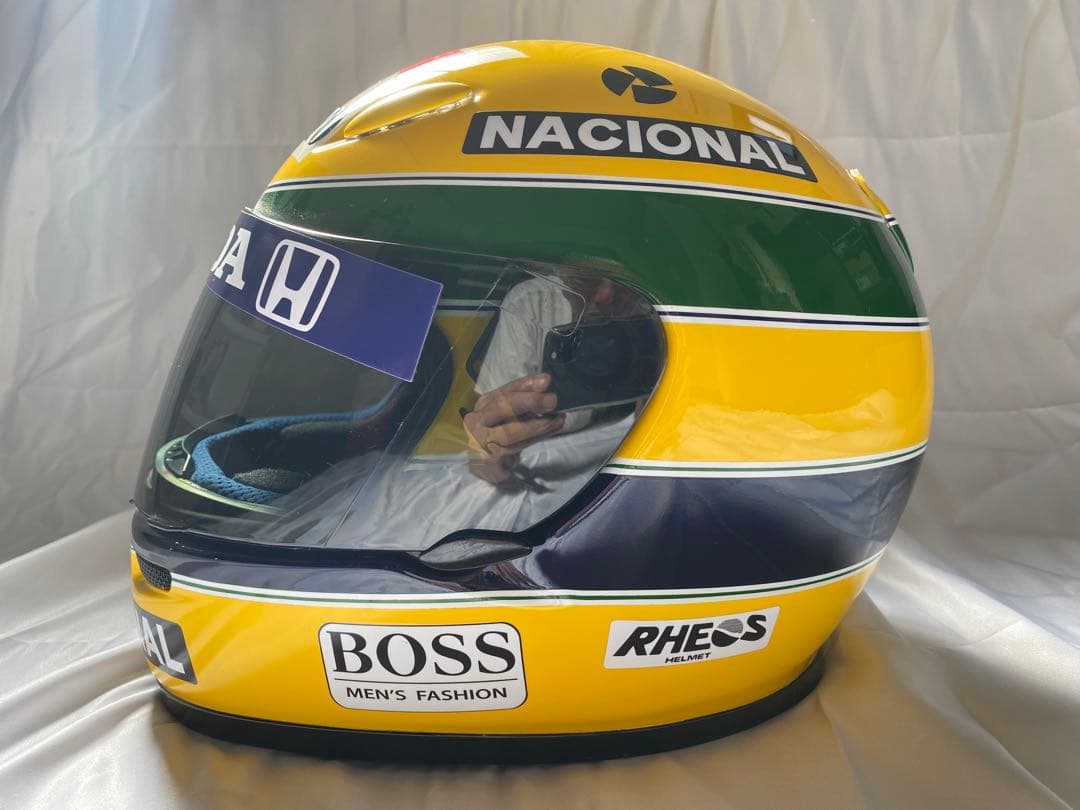 週末限定値引きショウエイ アイルトンセナ レプリカヘルメット