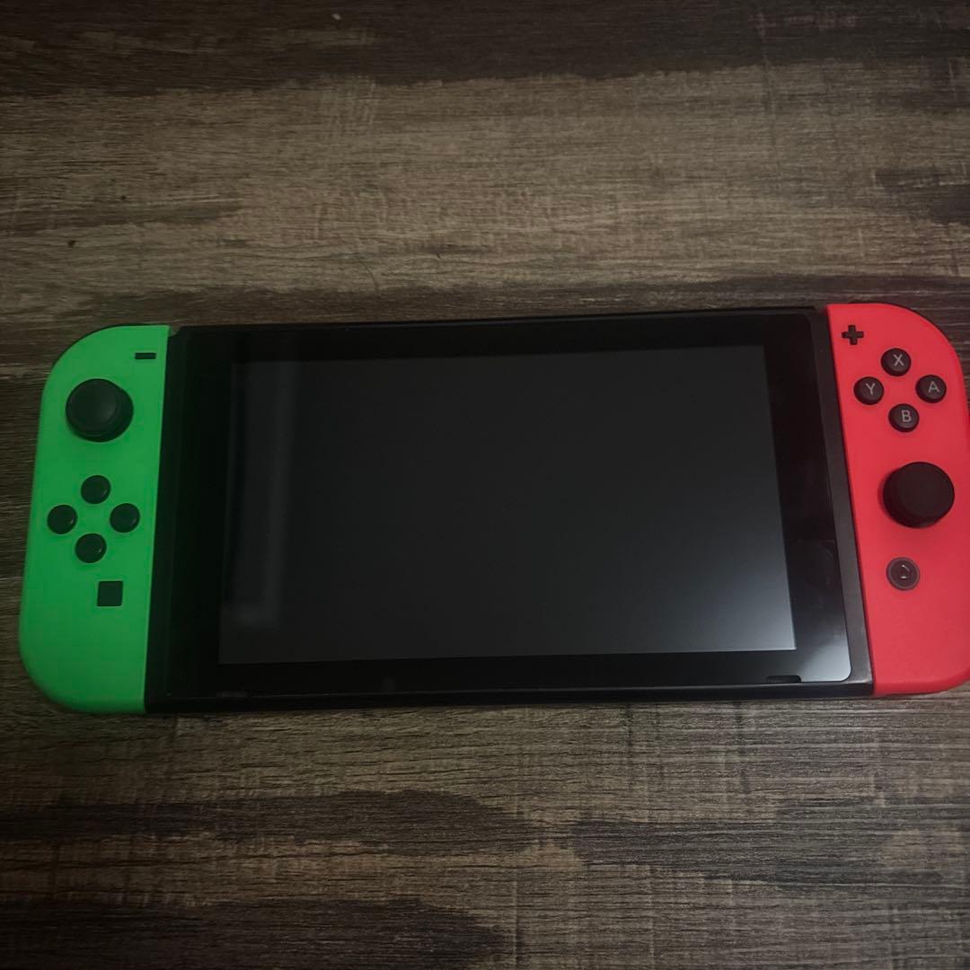 Nintendo Switch 本体 グリーンとレッド