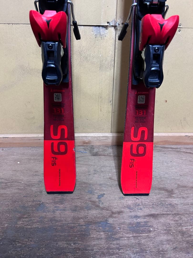 ATOMIC REDS S9 SLスキー 131cm ラディウス9.7m